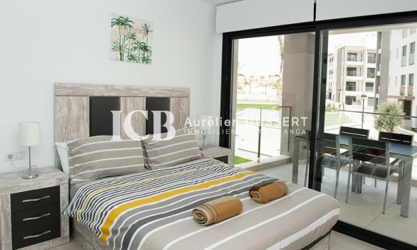 Resale - Apartment / flat -
Orihuela Costa - Villamartín