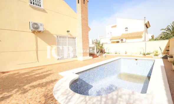 Revente - Villa -
Orihuela Costa - Playa Flamenca