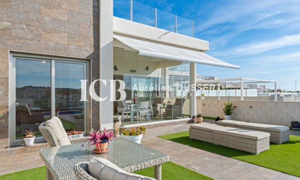 Reventa - Villa -
Orihuela Costa - Villamartín