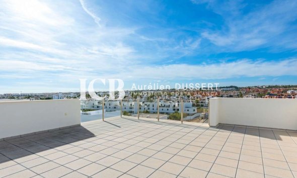 Reventa - Villa -
Orihuela Costa - Villamartín