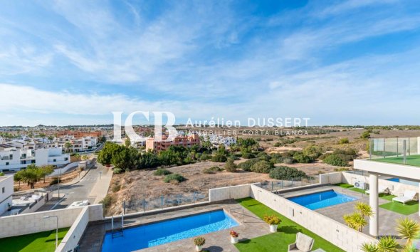 Reventa - Villa -
Orihuela Costa - Villamartín