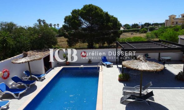 Revente - Villa -
Orihuela Costa - Lomas de Cabo Roig