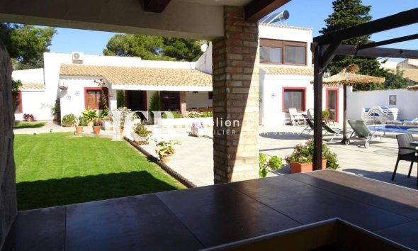 Revente - Villa -
Orihuela Costa - Lomas de Cabo Roig