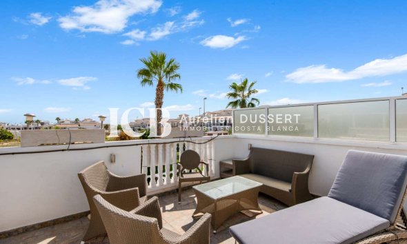 Revente - Villa -
Torrevieja - Punta prima