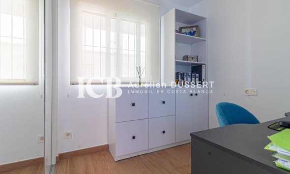 Revente - Appartement -
Torrevieja - Torreblanca