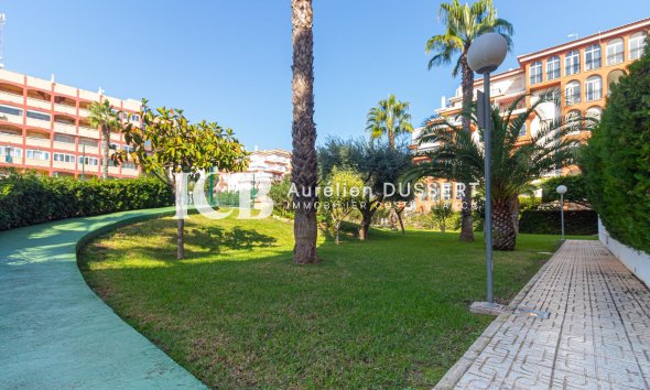 Revente - Appartement -
Torrevieja - Torreblanca