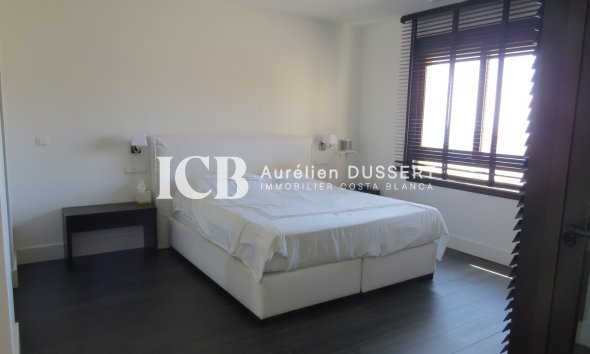 Revente - Appartement -
Guardamar del Segura - Urbanizaciones