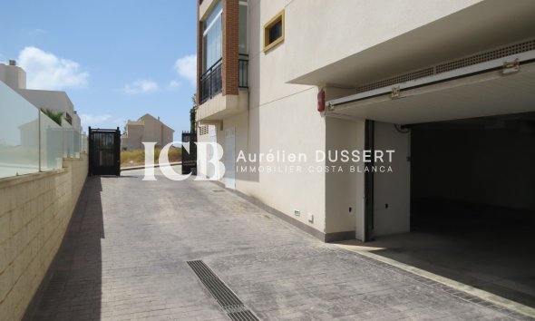 Revente - Appartement -
Guardamar del Segura - Urbanizaciones