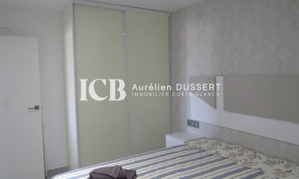 Revente - Appartement -
Guardamar del Segura - Urbanizaciones