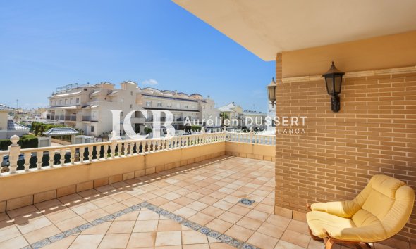 Revente - Villa -
Torrevieja - La veleta