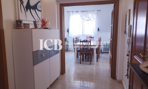 Reventa - Villa -
Los Montesinos - Los Montesinos - Urb. La Herrada