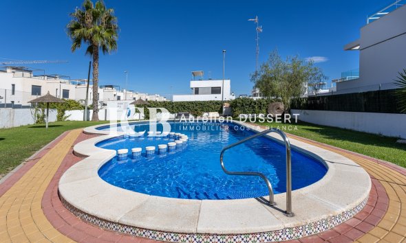 Revente - Maison mitoyenne -
Orihuela Costa - Villamartín