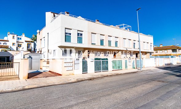 Revente - Maison mitoyenne -
Orihuela Costa - Pimienta