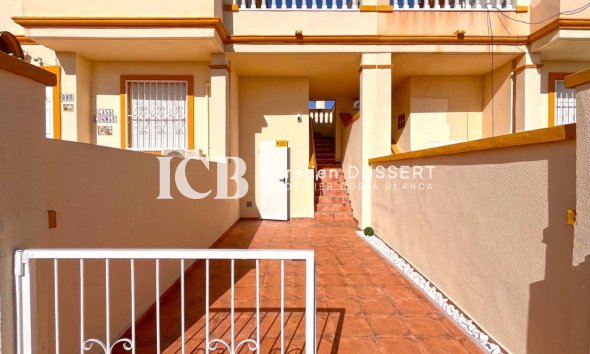 Revente - Appartement -
Orihuela Costa - Playa Flamenca