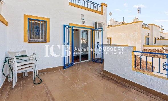 Reventa - Adosado -
Torrevieja - Jardin Del Mar