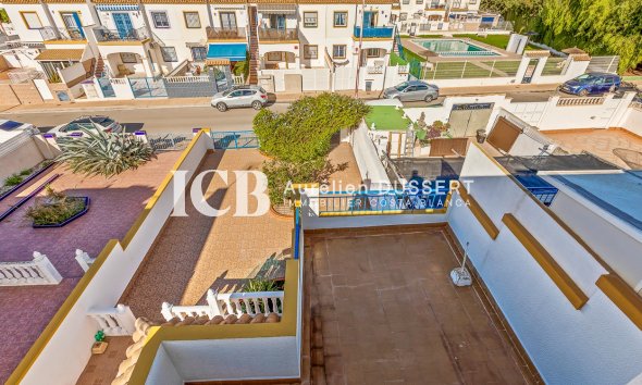 Reventa - Adosado -
Torrevieja - Jardin Del Mar