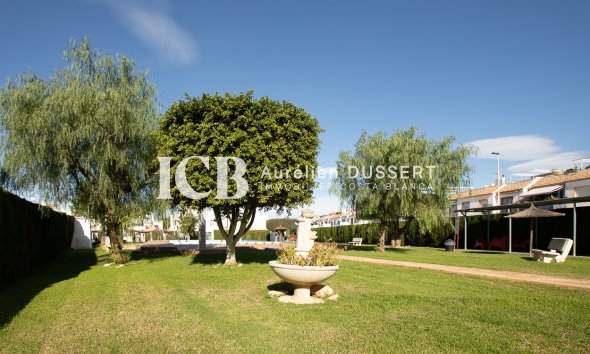 Reventa - Adosado -
Torrevieja - Jardin Del Mar