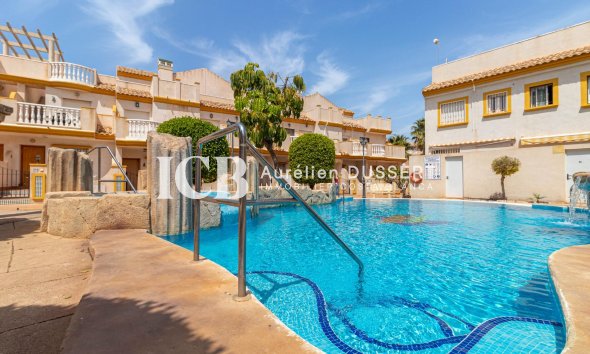 Reventa - Adosado -
Orihuela Costa - Cabo Roig