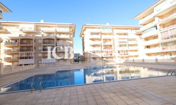 Resale - Apartment / flat -
Torrevieja - La Mata