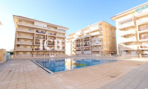 Resale - Apartment / flat -
Torrevieja - La Mata