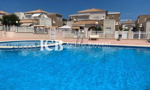 Revente - Maison mitoyenne -
Torrevieja - Nueva Torrevieja