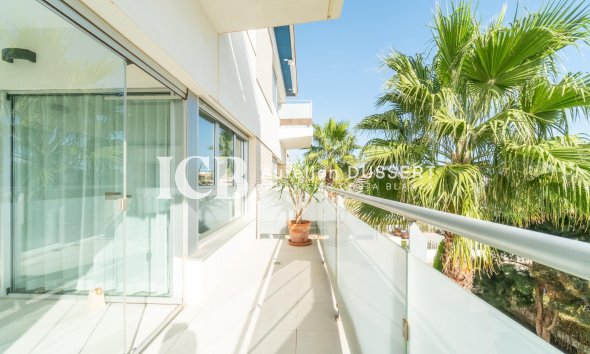 Revente - Appartement -
Orihuela Costa - Los Dolses