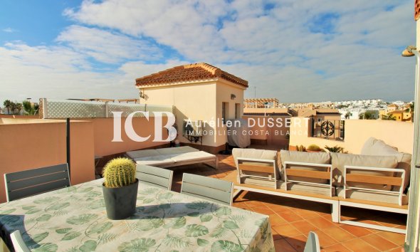 Resale - Apartment / flat -
Torrevieja - Punta prima