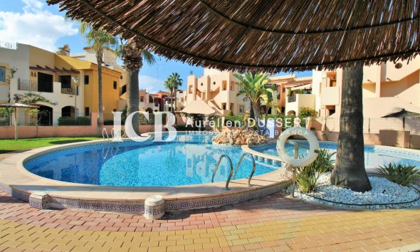 Resale - Apartment / flat -
Torrevieja - Punta prima