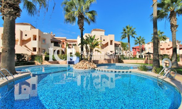 Resale - Apartment / flat -
Torrevieja - Punta prima