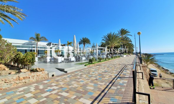 Resale - Apartment / flat -
Torrevieja - Punta prima