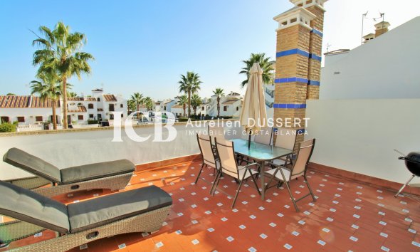 Resale - Townhouse -
Orihuela Costa - Villamartín