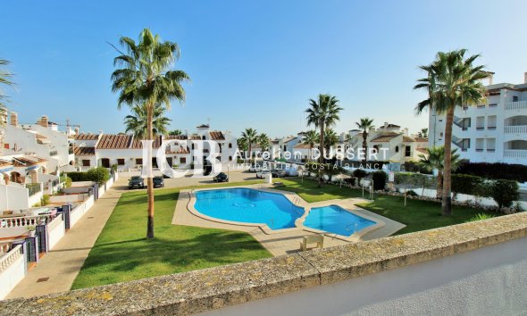 Resale - Townhouse -
Orihuela Costa - Villamartín