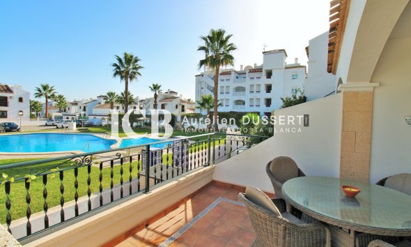 Resale - Townhouse -
Orihuela Costa - Villamartín