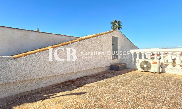 Resale - Villa -
Torrevieja - La Siesta - El Salado -  Torreta