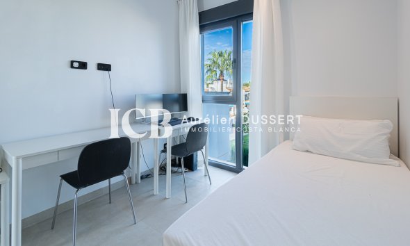 Reventa - Apartamento / piso -
Orihuela Costa - Los Dolses