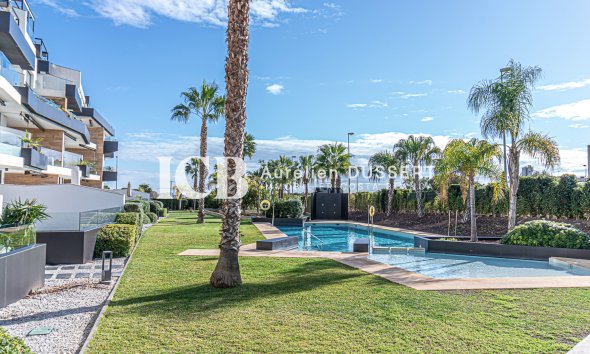 Reventa - Apartamento / piso -
Orihuela Costa - Los Dolses