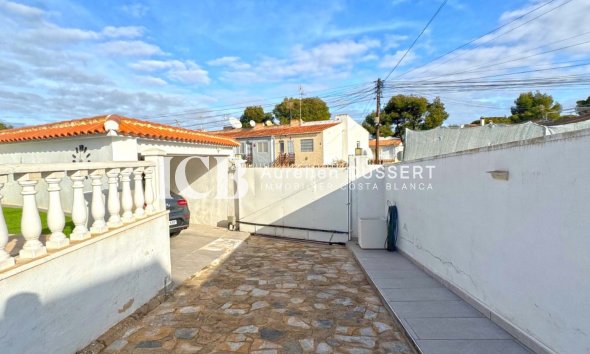 Resale - Townhouse -
Torrevieja - Los Balcones - Los Altos del Edén