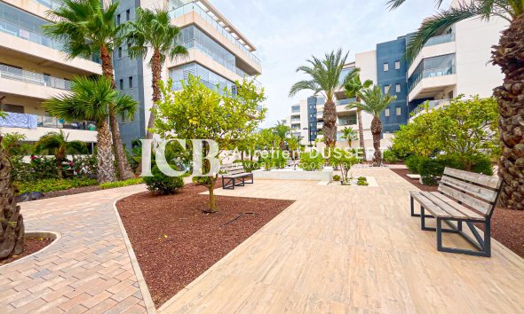 Revente - Appartement -
Orihuela Costa - Villamartín-Las Filipinas