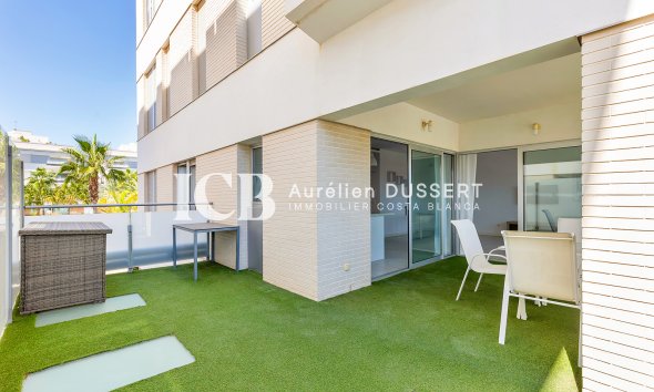 Resale - Apartment / flat -
Orihuela Costa - Villamartín-Las Filipinas