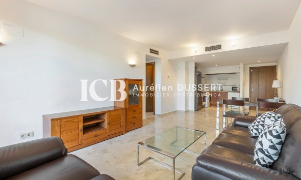 Resale - Apartment / flat -
Torrevieja - Punta prima