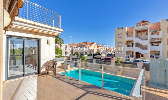 Revente - Villa -
Orihuela Costa