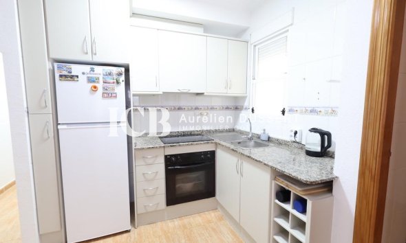 Resale - Apartment / flat -
Orihuela Costa - Punta prima