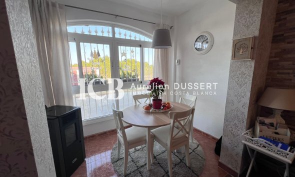 Resale - Townhouse -
Torremendo