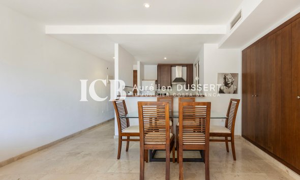 Resale - Apartment / flat -
Torrevieja - Punta prima