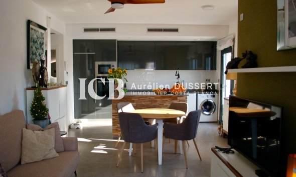 Resale - Apartment / flat -
Pilar de la Horadada - La Rambla