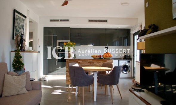 Resale - Apartment / flat -
Pilar de la Horadada - La Rambla