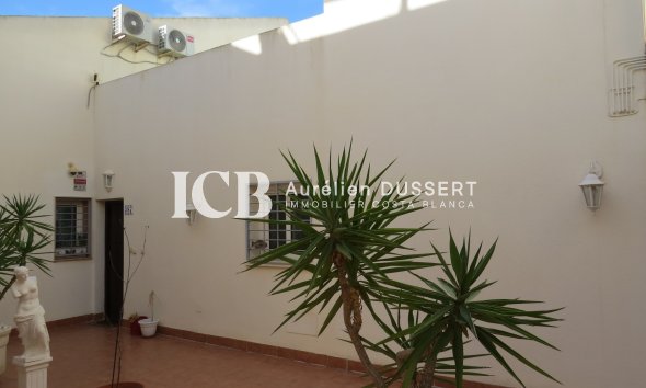 Resale - Apartment / flat -
Orihuela Costa - Villamartín