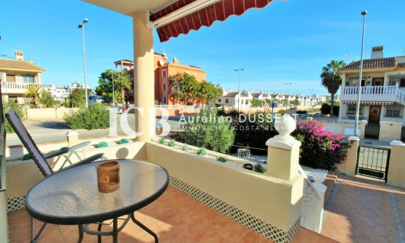 Resale - Apartment / flat -
Orihuela Costa - Villamartín