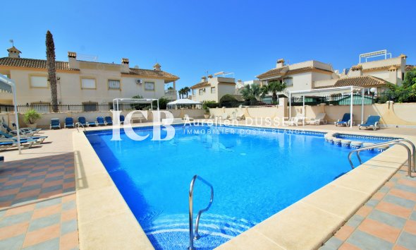 Resale - Apartment / flat -
Orihuela Costa - Villamartín