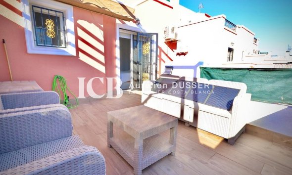 Resale - Townhouse -
Orihuela Costa - PAU 26